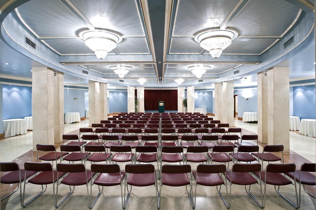 卡尔顿酒店 毕尔巴鄂 设施 照片 The main conference hall